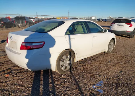 2009 Toyota Camry z USA, uszkodzony, nr VIN 4T4BE46K09R138106